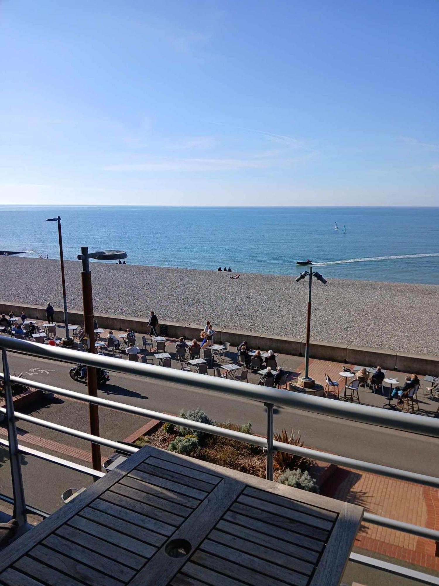 Face A La Mer By Corinne Mers-les-Bains Exterior photo